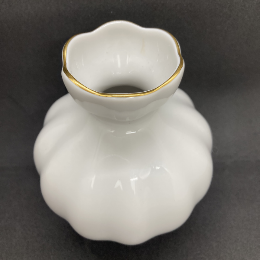 St. Peterburgo porceliano vaza gelėms „Tulip White“ H 11,8 cm paveikslėlis