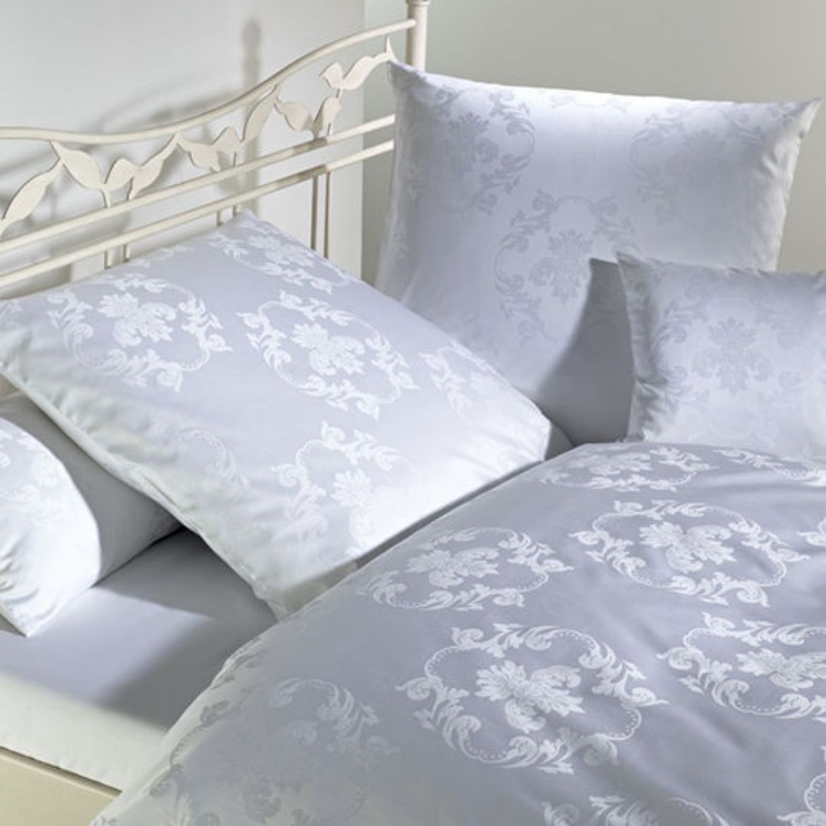 Picture of Pillowcase "Josephine“, white