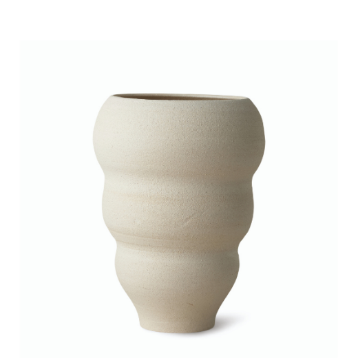 Picture of Hand Turned Vase Curved No. 60