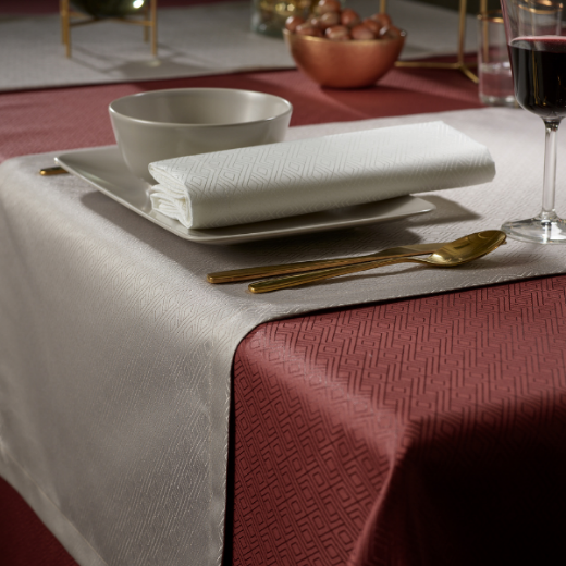 Picture of Damask Table Linen Riga, off-white