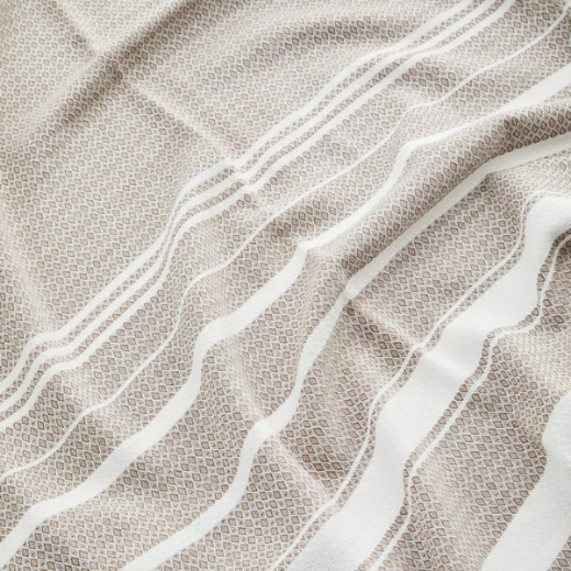 Paplūdimio rankšluostis "Striped", rusvas paveikslėlis