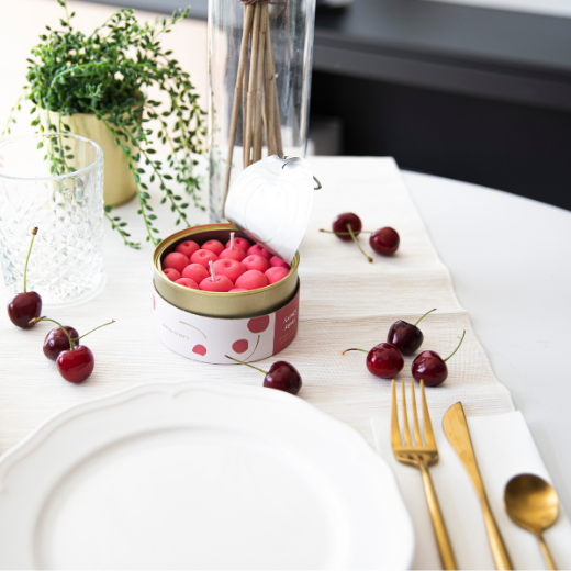Kvepianti žvake „Candle Can“  Fruity Cherry paveikslėlis