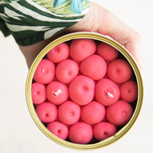 Kvepianti žvake „Candle Can“  Fruity Cherry paveikslėlis