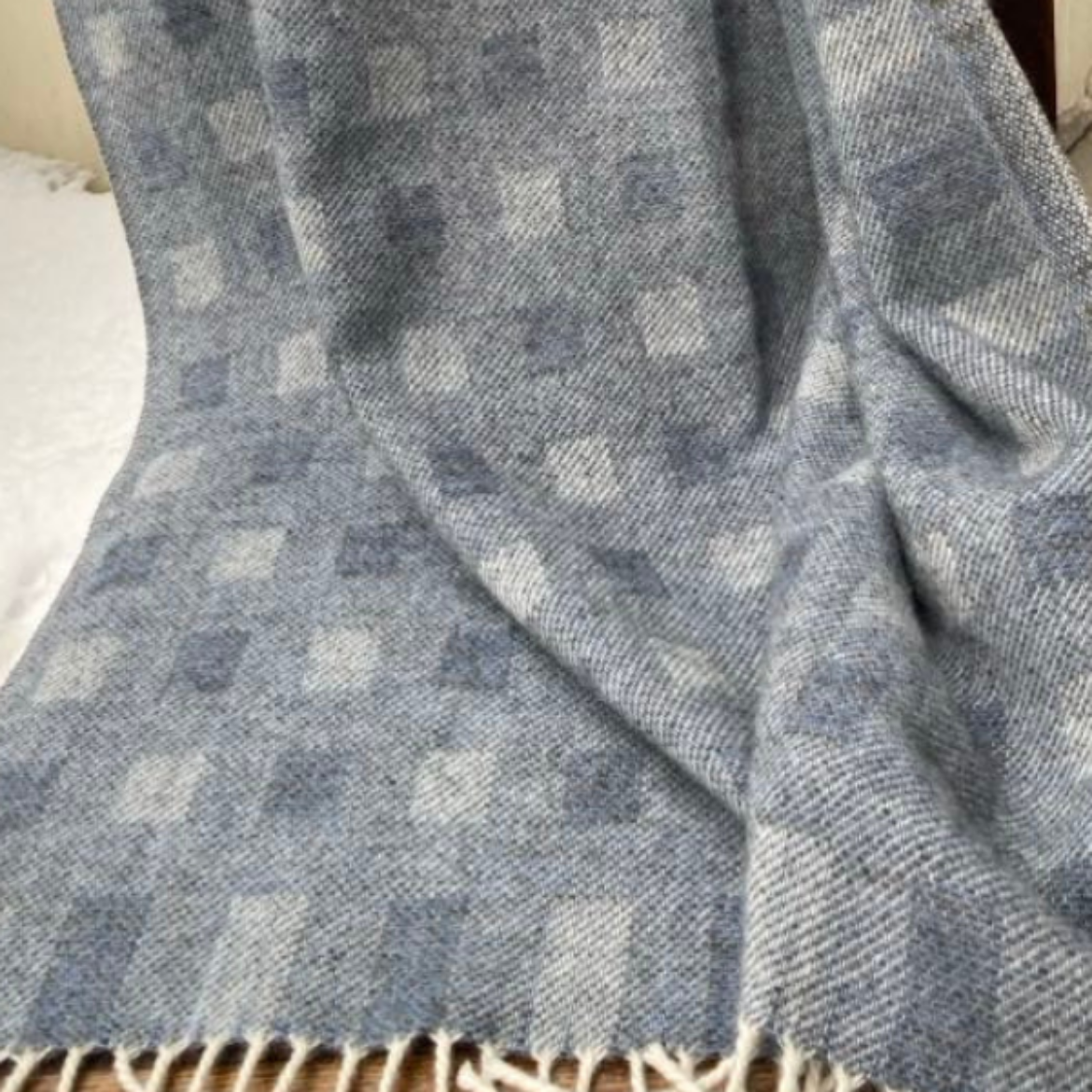 Picture of CLASSIC KIDS MERINO WOOL PLAID, checkered